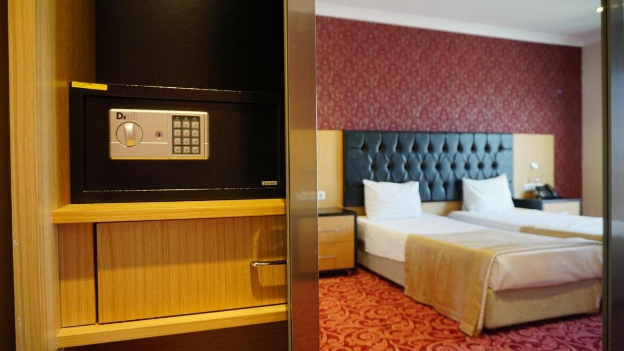 Vois Hotel Atasehir & Spa อิสตันบูล ภายนอก รูปภาพ
